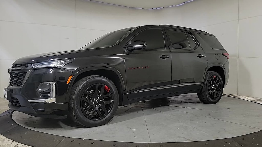 Used 2023 Chevrolet Traverse Premier SUV