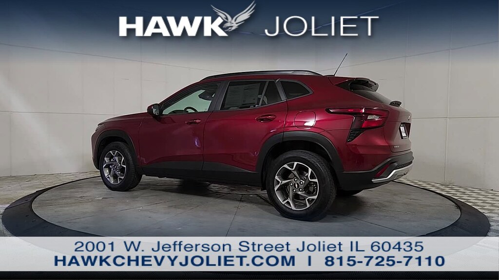 Used 2025 Chevrolet Trax LT SUV