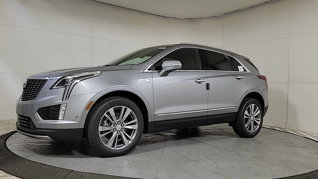 New 2025 CADILLAC XT5 Premium Luxury SUV