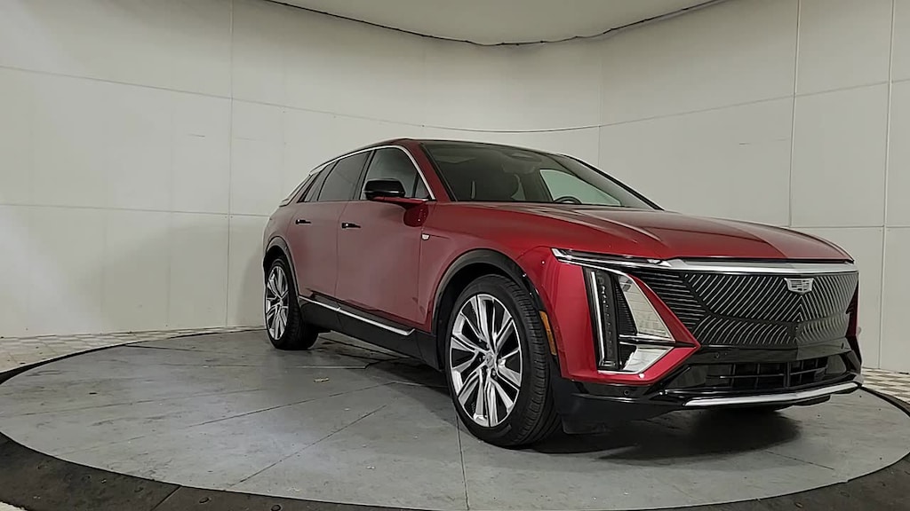 Used 2024 CADILLAC Lyriq Luxury 3 SUV