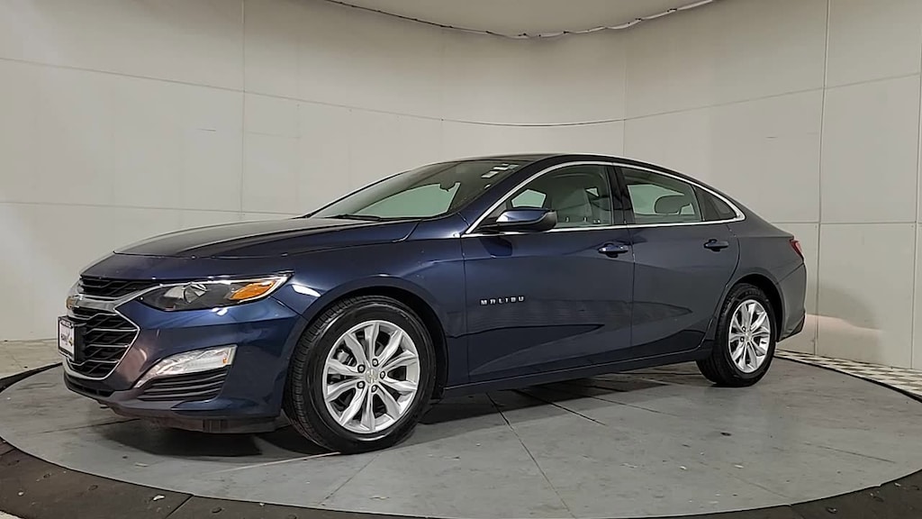 Used 2020 Chevrolet Malibu LT Car