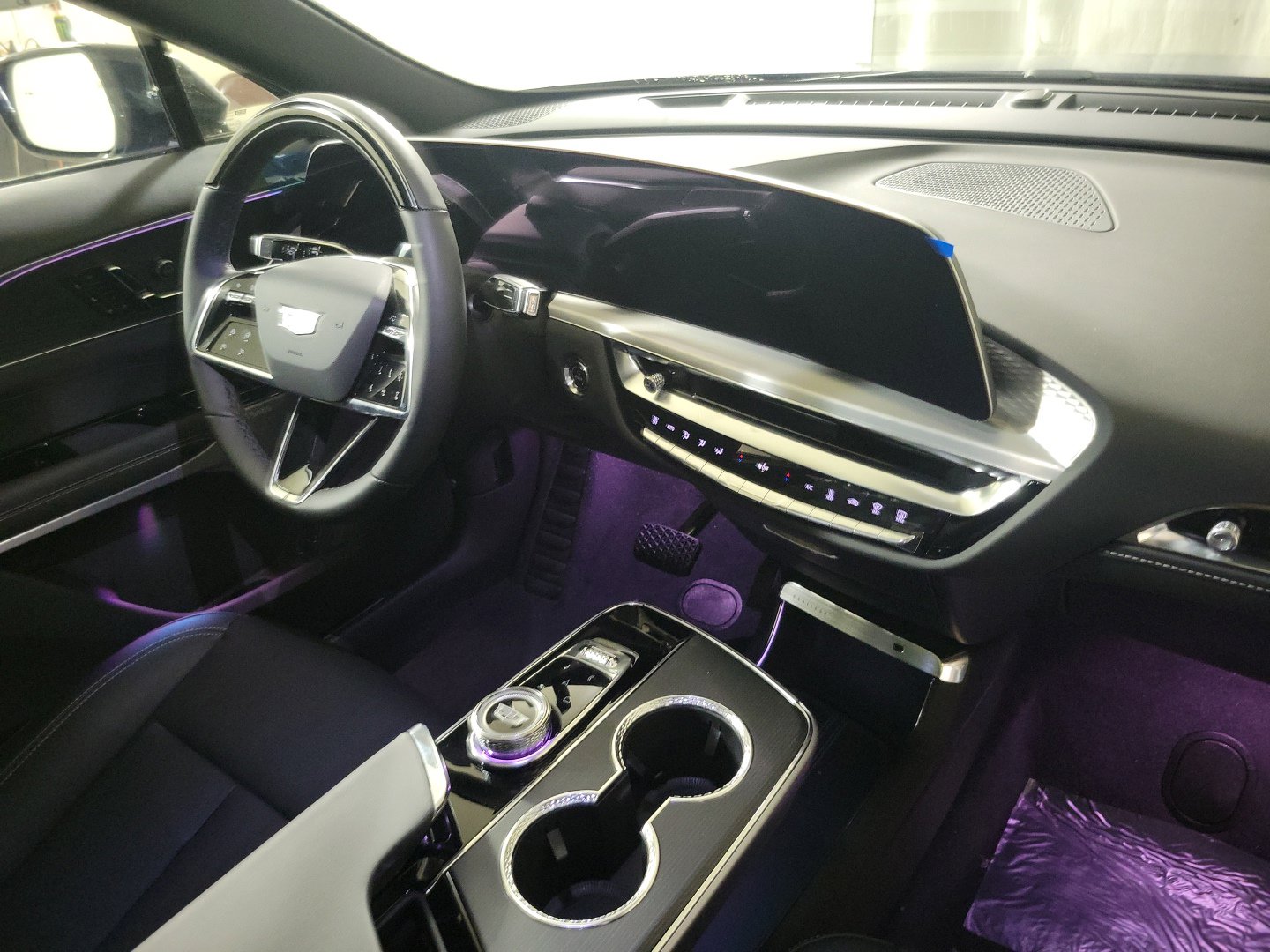 2025 Cadillac LYRIQ Sport 3 - Photo 23