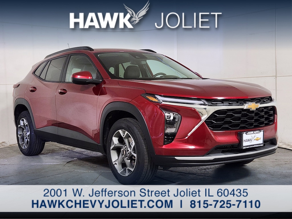 Used 2025 Chevrolet Trax LT SUV