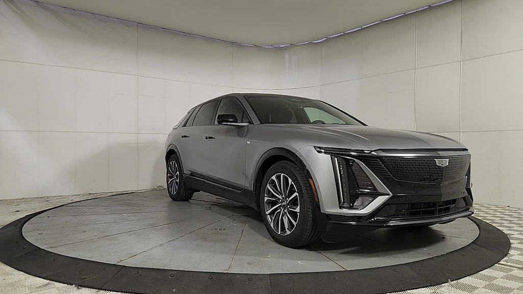 Used 2024 CADILLAC LYRIQ Sport 2 SUV