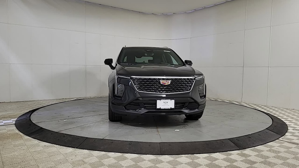 New 2024 CADILLAC XT4 Premium Luxury SUV