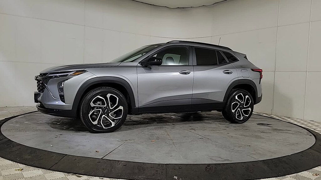 Used 2024 Chevrolet Trax 2RS SUV