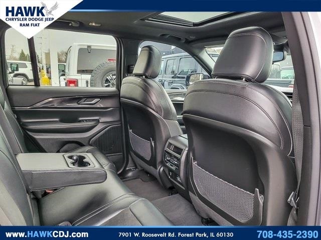 2023 JEEP GRAND CHEROKEE - Image 29