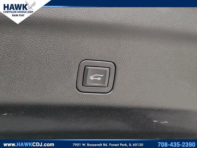 2024 GMC YUKON - Image 28