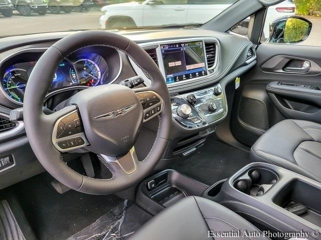 2026 CHRYSLER PACIFICA - Image 21
