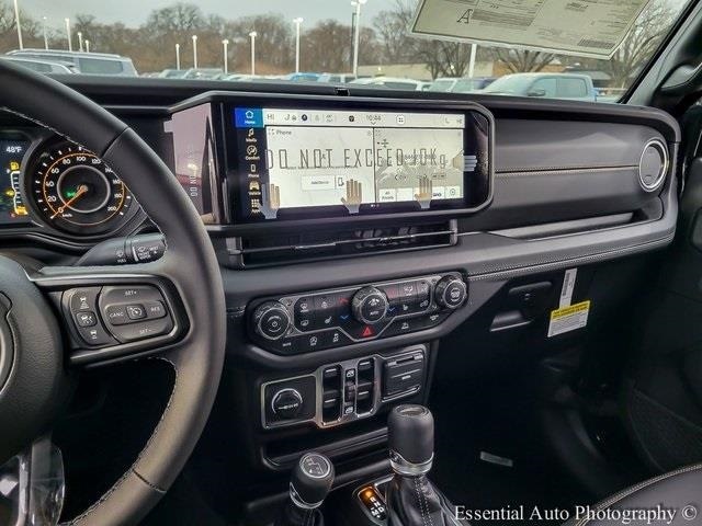 2026 JEEP GLADIATOR - Image 19