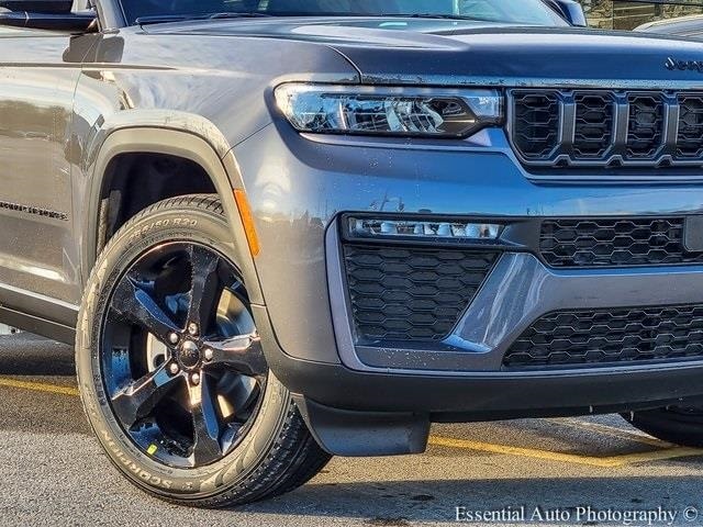 2026 JEEP GRAND CHEROKEE - Image 3