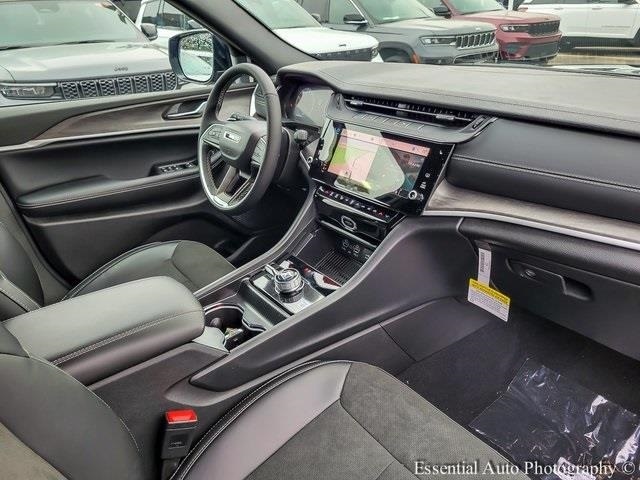 2026 JEEP GRAND CHEROKEE - Image 28