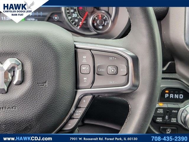 2025 RAM 1500 - Image 16