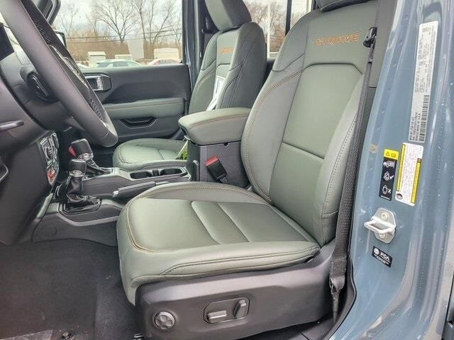 2026 JEEP GLADIATOR - Image 8