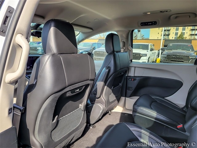 2024 CHRYSLER PACIFICA - Image 13