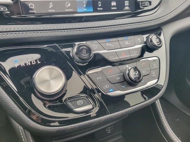 2026 CHRYSLER PACIFICA - Image 15