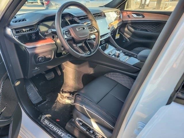 2026 JEEP GRAND CHEROKEE L - Image 10