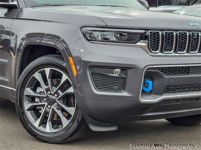 2024 Jeep Grand Cherokee Overland 4xe photo 3