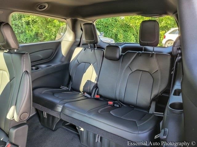 2026 CHRYSLER PACIFICA - Image 12