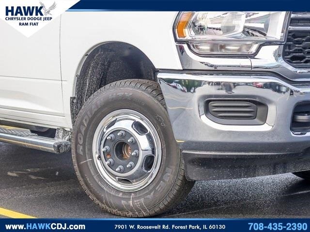 2024 Ram 3500 Tradesman photo 3