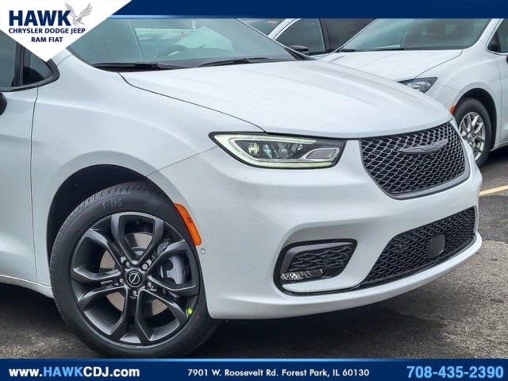 New 2026 Chrysler Pacifica Select Passenger Van