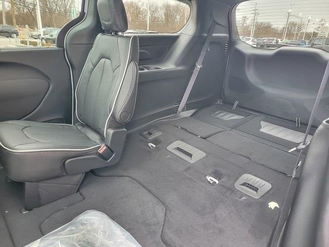2026 CHRYSLER PACIFICA - Image 11