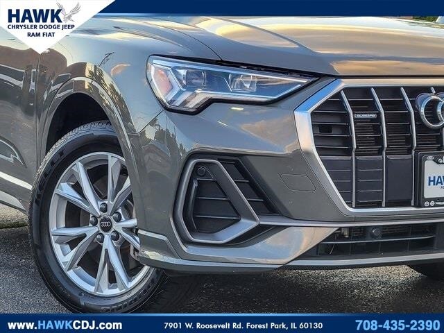 2023 Audi Q3 Premium S line photo 2