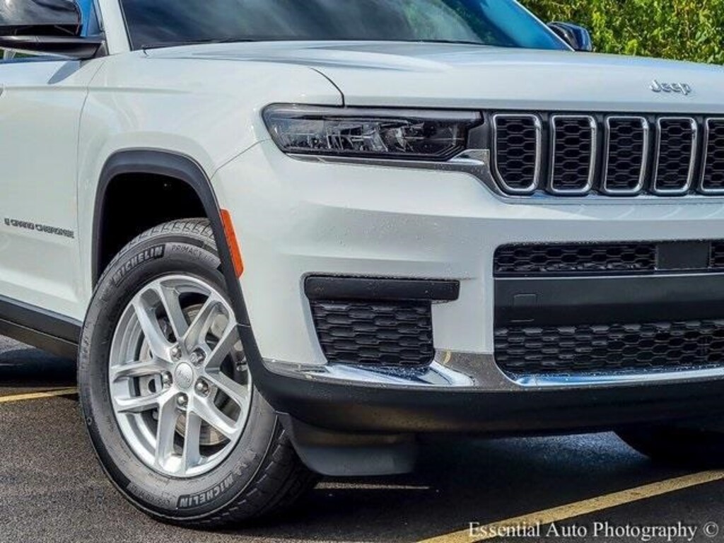New 2025 Jeep Grand Cherokee L Laredo Sport Utility
