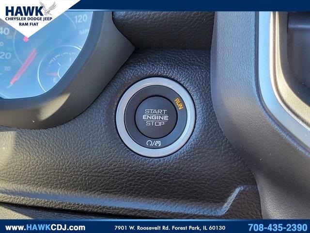 2025 RAM 1500 - Image 18