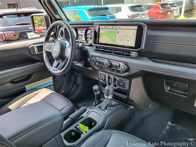 2025 JEEP WRANGLER - Image 26