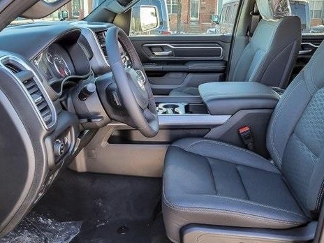 2026 RAM 1500 - Image 8