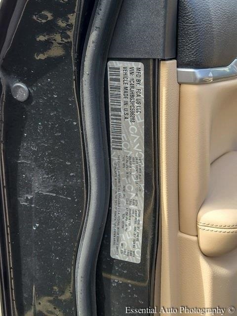 2023 JEEP GRAND CHEROKEE - Image 35