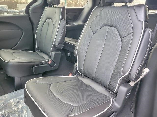 2026 CHRYSLER PACIFICA - Image 11