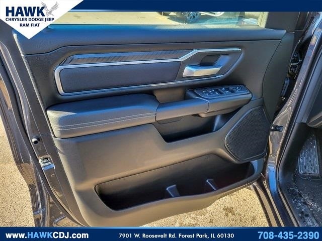 2025 RAM 1500 - Image 27
