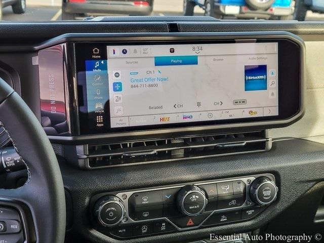 2026 JEEP GLADIATOR - Image 18