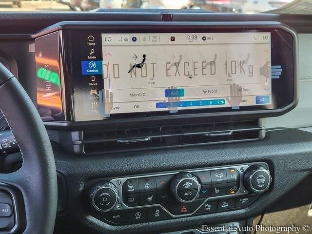 2025 JEEP WRANGLER - Image 19