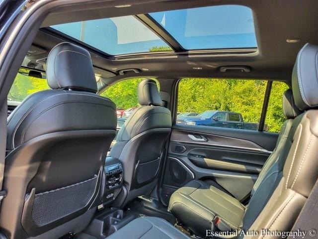 2025 JEEP GRAND CHEROKEE L - Image 14