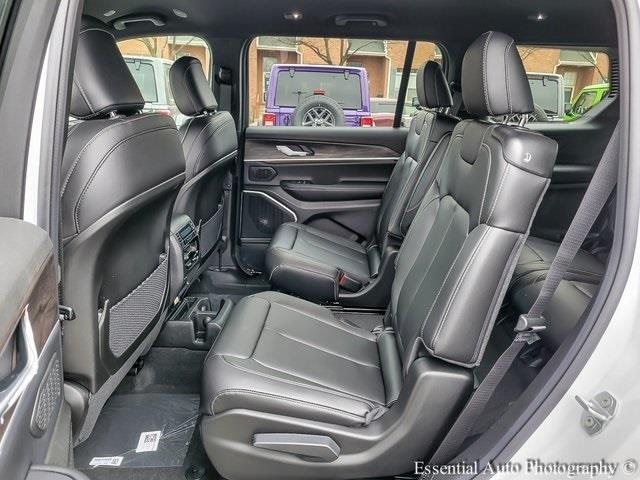 2026 JEEP GRAND CHEROKEE L - Image 10