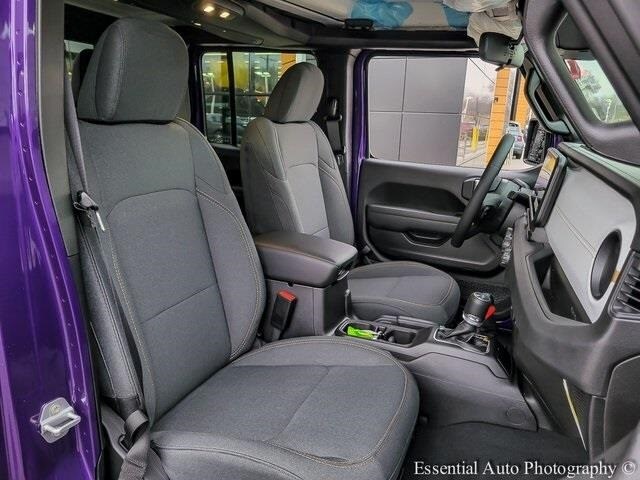 2026 JEEP GLADIATOR - Image 23