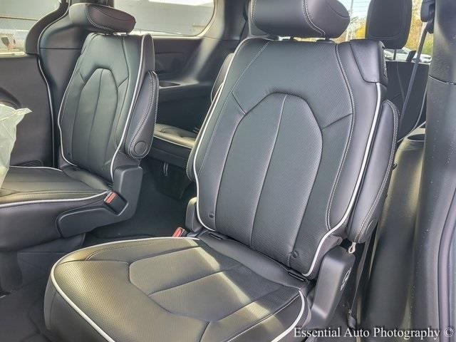 2026 CHRYSLER PACIFICA - Image 10