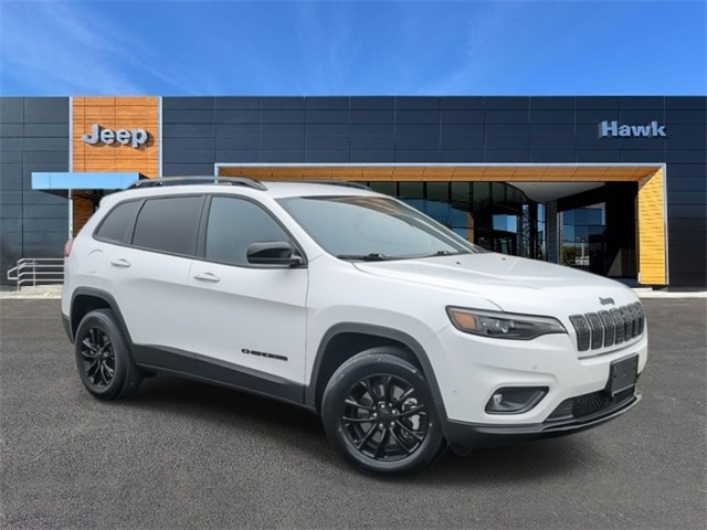 2023 Jeep Cherokee Altitude Lux's photo