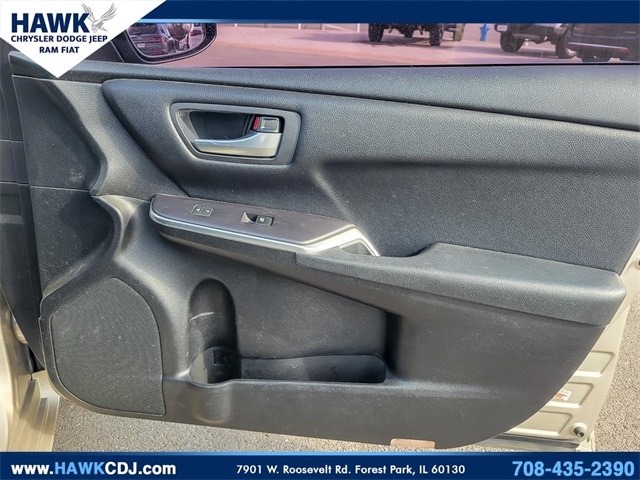 2017 TOYOTA CAMRY - Image 19