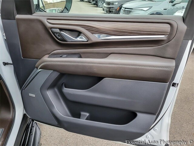 2023 GMC YUKON - Image 34