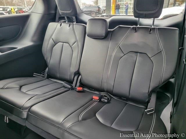2026 CHRYSLER PACIFICA - Image 11