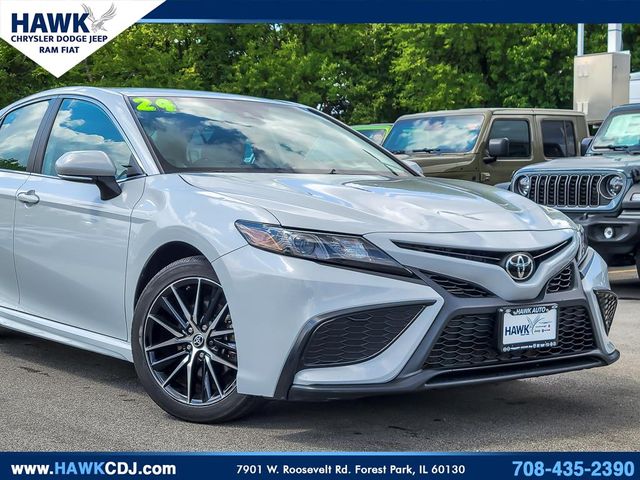 Used 2024 Toyota Camry SE Sedan