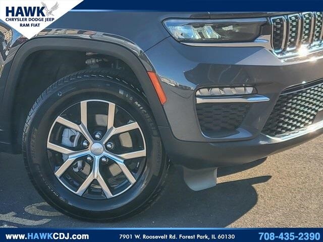 2024 Jeep Grand Cherokee Limited photo 3