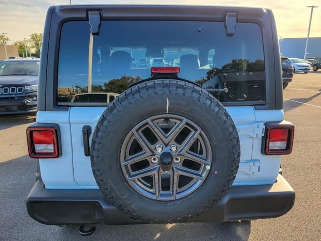 New 2026 Jeep Wrangler Sport S Sport Utility