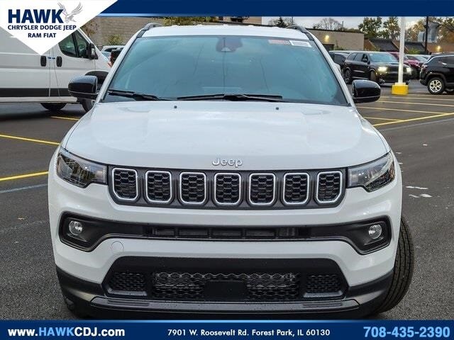 2025 Jeep Compass Latitude photo 4