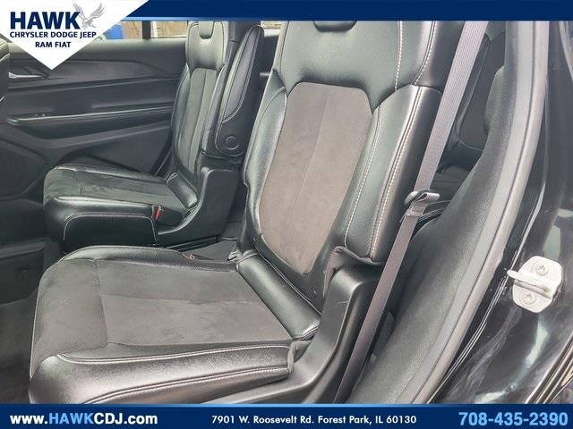 2025 JEEP GRAND CHEROKEE L - Image 11