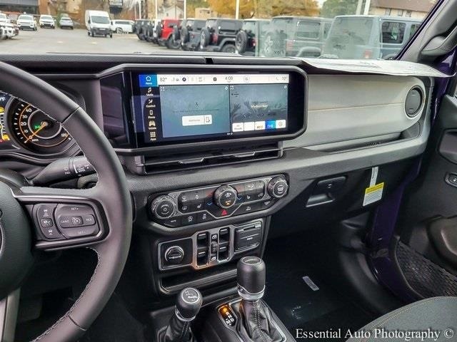 2026 JEEP GLADIATOR - Image 20